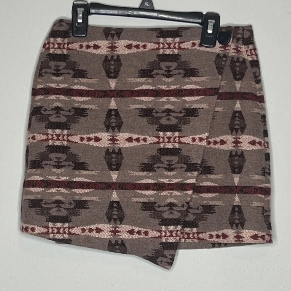 BB Dakota Southwestern Tribal Wrap Mini Skirt Size 2 U15